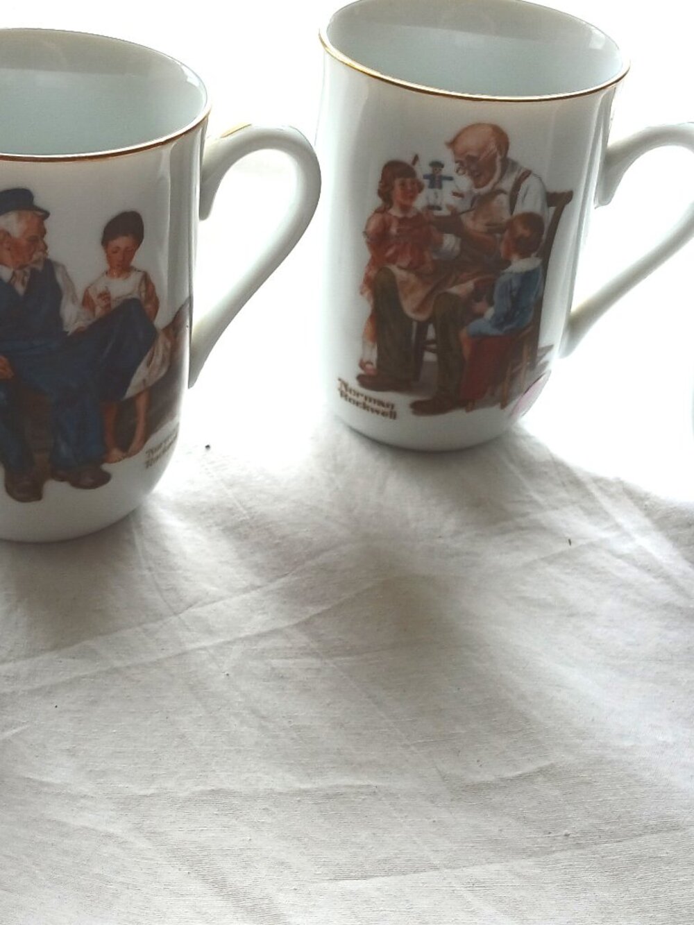 Norman Rockwell Museum Set of 4 Cups with Gold Trim